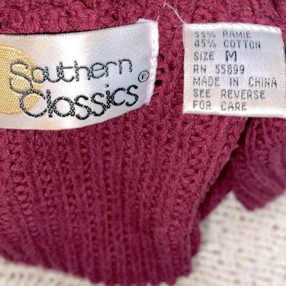 Vintage burgundy knit sweater cardigan size medium - Picture 4 of 6